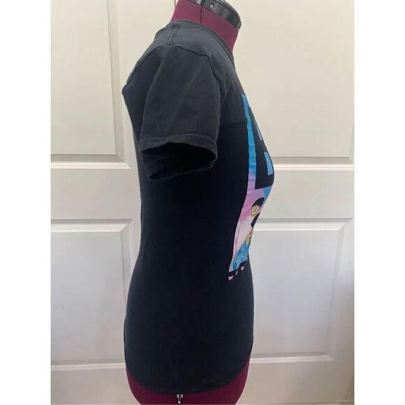 BTS 2019 World Tour Tee Size Small - Picture 3 of 6